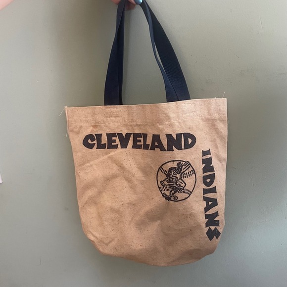 Vintage Cleveland Indians Shoulder Tote Bag Canvas Baseball Fan Carryall Beige - Picture 1 of 5